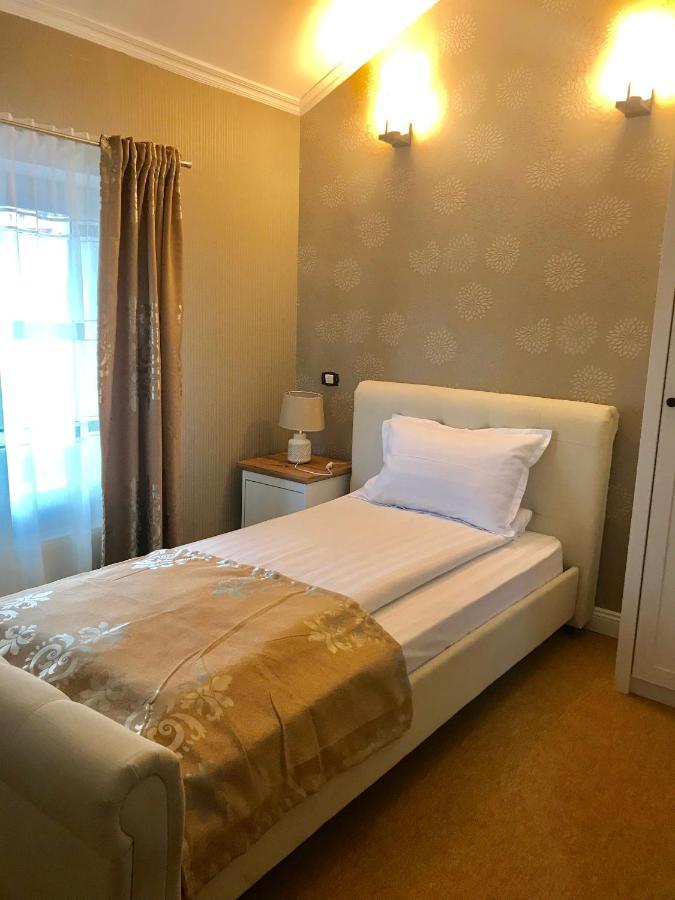 Vila 18 Hotel Boutique Букурещ Екстериор снимка