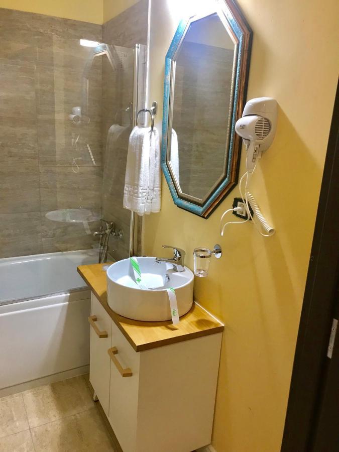 Vila 18 Hotel Boutique Букурещ Екстериор снимка